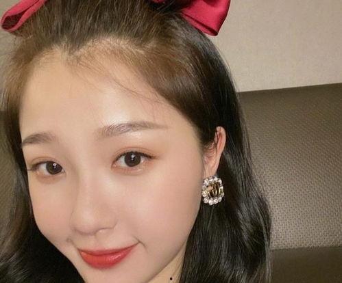 爆料视频之虞书欣,揭秘明星背后的真实生活  第1张