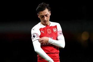 厄齐尔最新爆料图片视频,揭秘足球场背后的故事  第3张